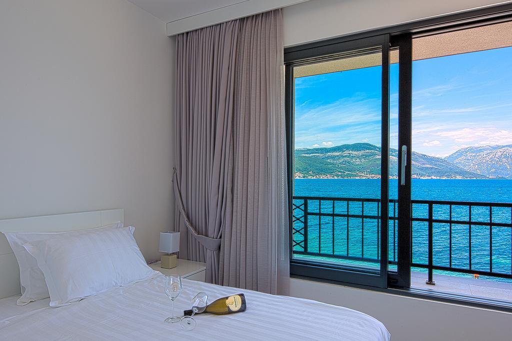 Villa Krasici Tivat Exteriör bild