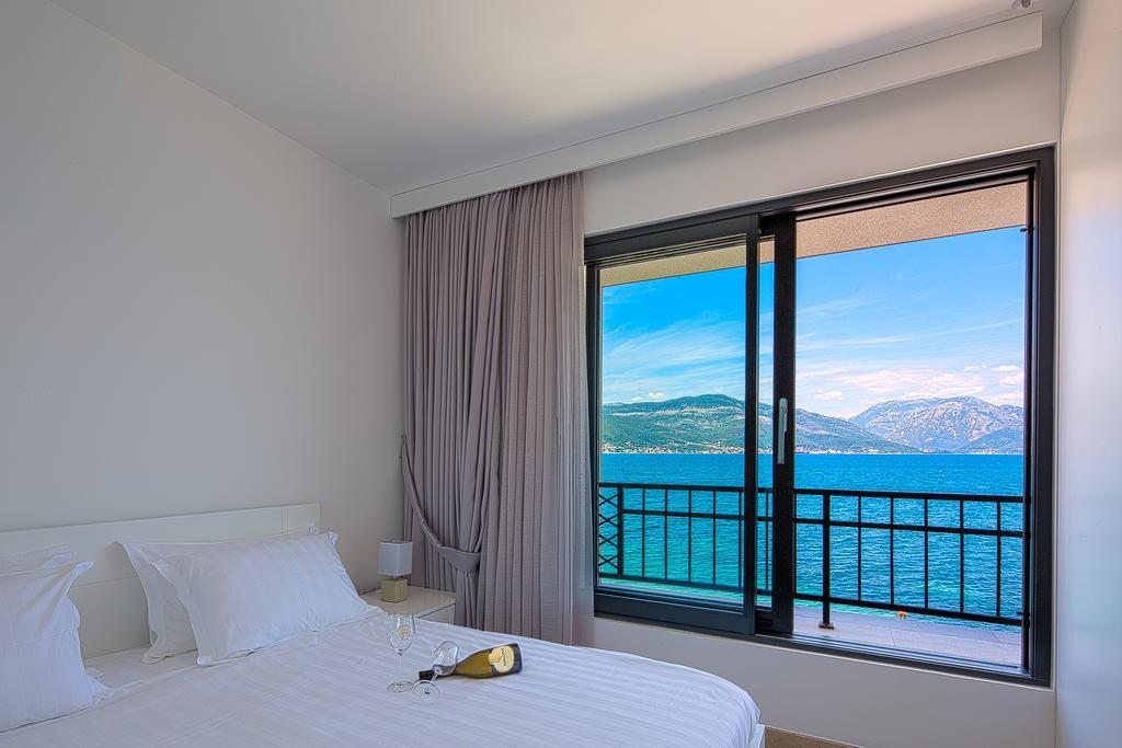 Villa Krasici Tivat Exteriör bild